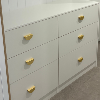 Drawer with Handle