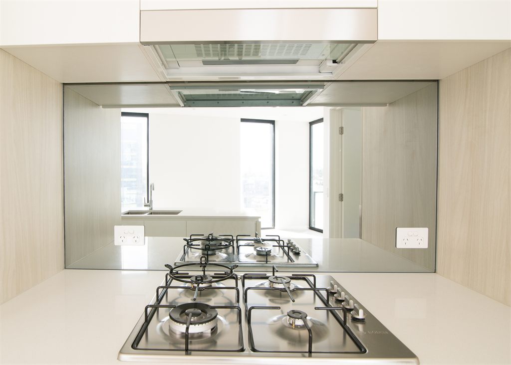 MirrorMax Splashbacks