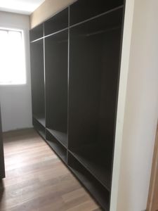 Built-In-Wardrobe-Colour-Board-Shelving-Chrome-Hanging-Rods-2