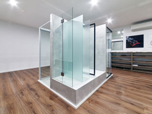 Glasssample-10mmfixandswing-CivicShowroom