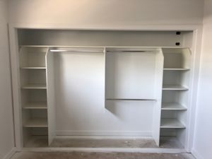 WhiteBoardBuilt-InShelvingwithHangingRails-DarranHeppleston