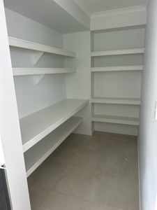 Customstoragepantrywalkinfixedshelves