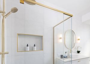 Product-ShowerScreen_6mmSemiFrameless_Inline1