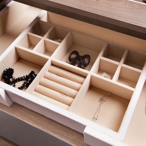 Product_Wardrobe_Accessories_Jewellery-Tray_01