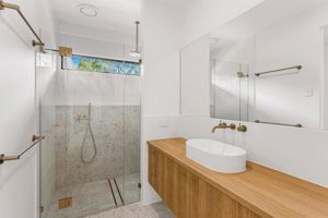 ShowerScreens_10mm_Hinged_RoseGoldHardware_Mirrors_Frameless_Rectangle_CheneyConstructionsQld