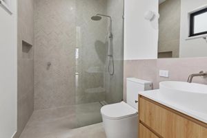 ShowerScreens_10mm_Panels_Mirrors_Frameless_Rectangle_GJGardnerBrisbaneSouth